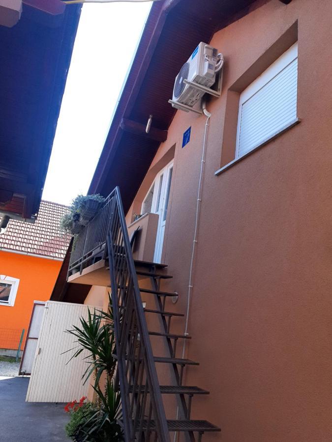 Studio Apartmani "Stimac" Garesnica Exteriör bild